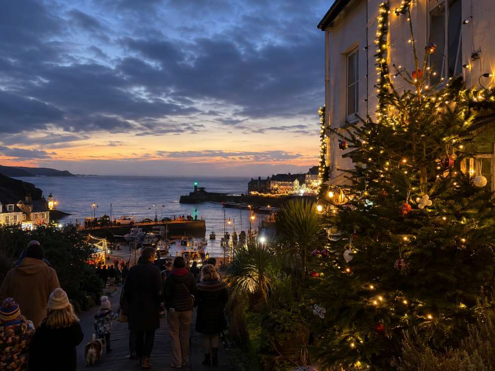 Christmas in Hayle A Peaceful Coastal Base for a Festive Cornwall Break